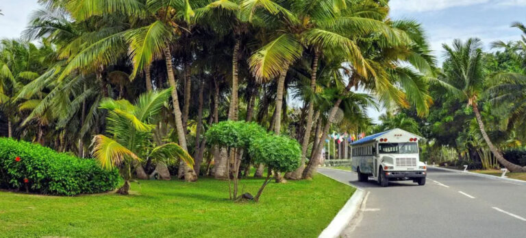 Autobús Urbano en Dominicus, República Dominicana.